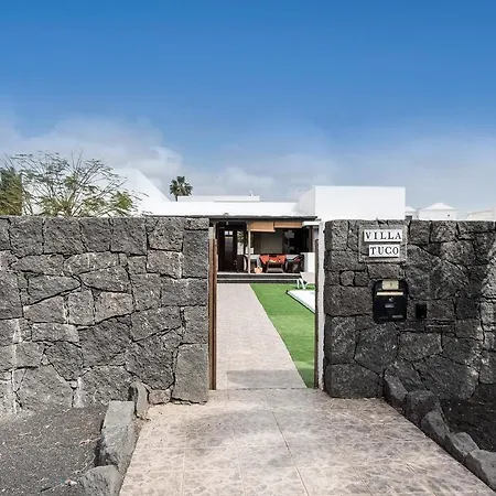 Tuco Villa Costa Teguise