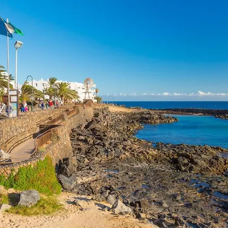 Tuco Villa Costa Teguise